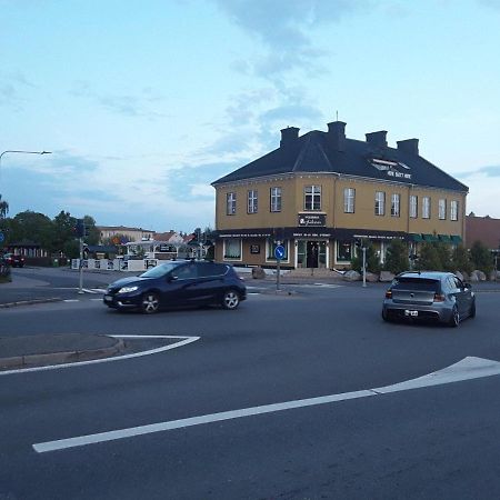 Paradlaegenhet Eskilstuna Eksteriør billede