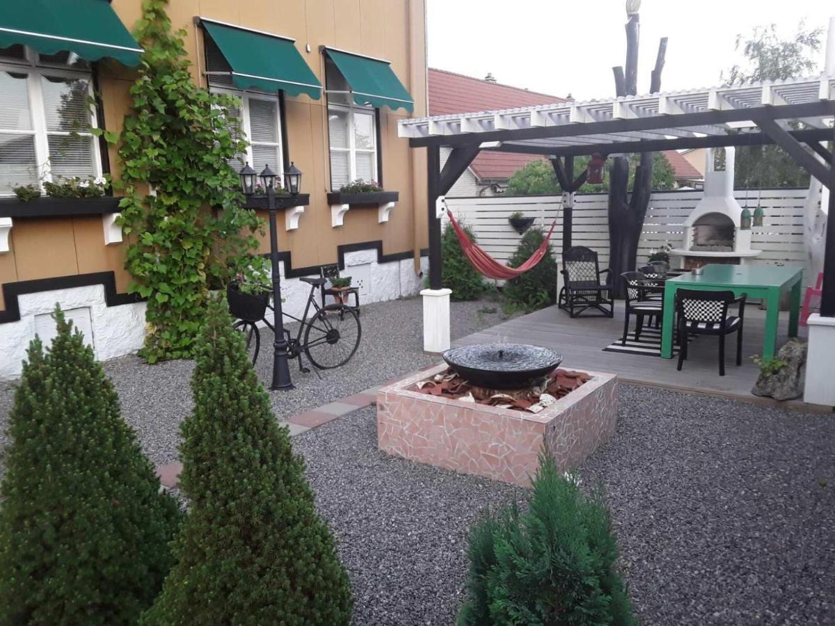 Paradlaegenhet Eskilstuna Eksteriør billede